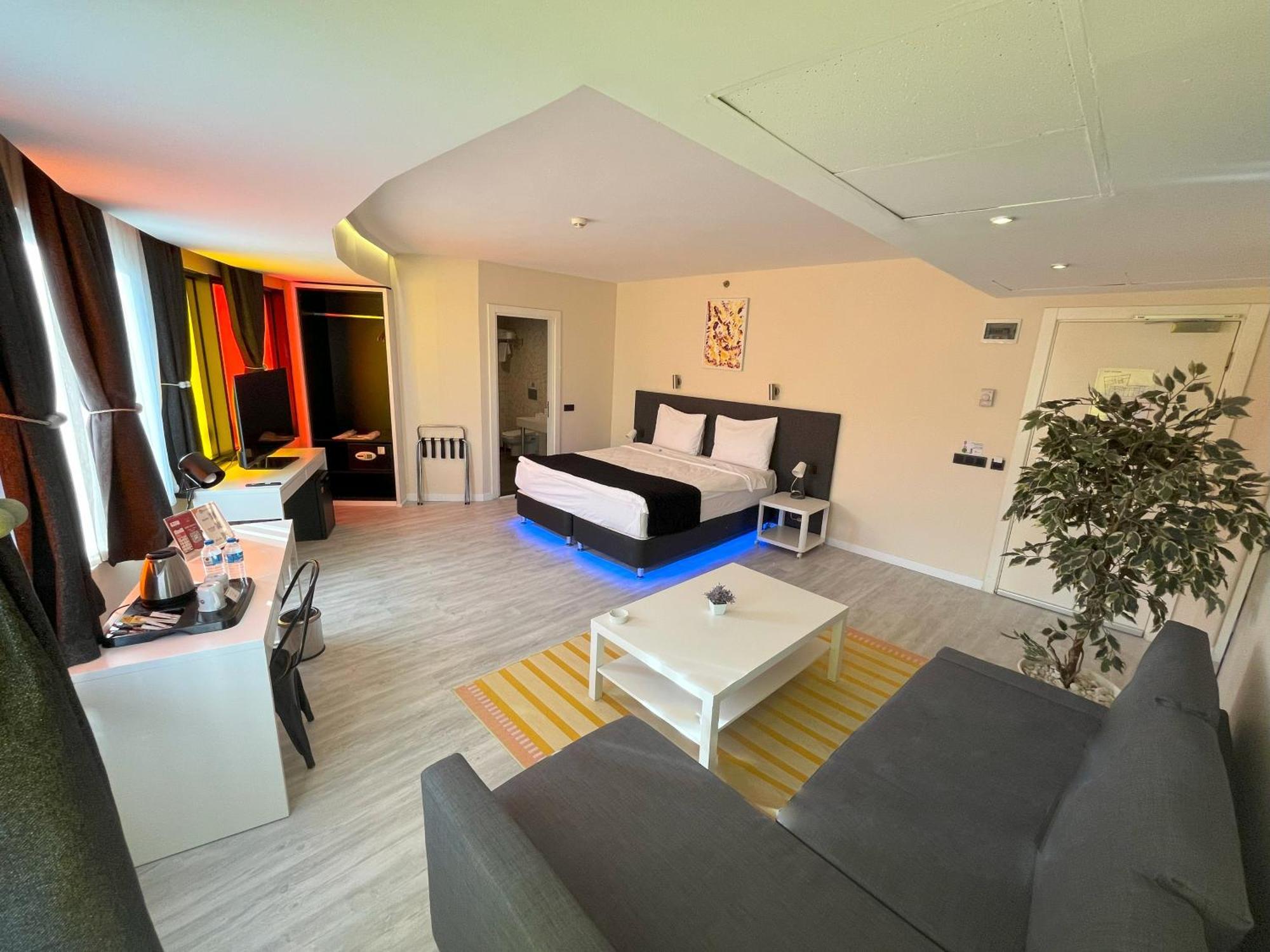 Tempo Hotel Caglayan Istanbul Exterior photo